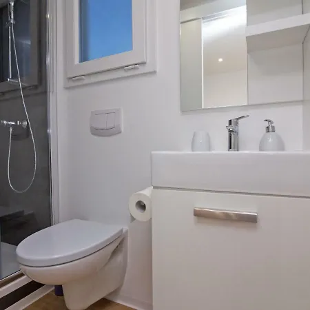 Holiday home Lotus By Interhome